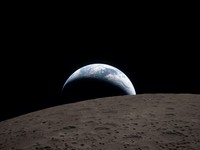 Bulan Bergerak Menjauh dari Bumi, Manusia Rasakan Dampaknya