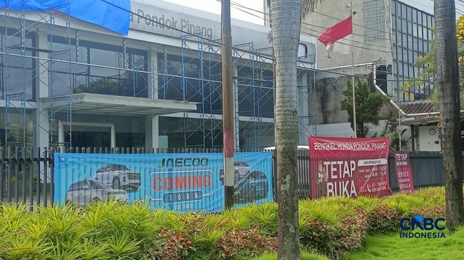 Diler Honda Pondok Pinang Tutup, Muncul Spanduk Jadi Diler Mobil China