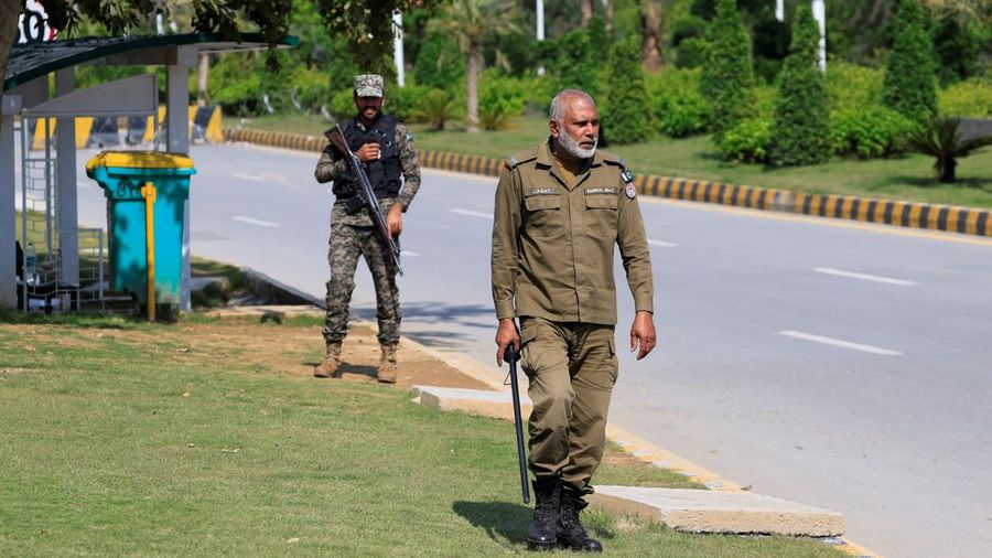 Islamabad memperketat keamanan, menyatakan libur dua hari menjelang pembicaraan AS-Iran, Kamis (9/4/2026). (REUTERS/Asim Hafeez)