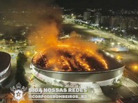 Potret Stadion Olimpiade Terbakar, Setengah Atap Gosong sampai Bolong