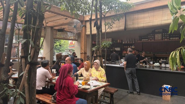 Ternyata Begini Tampang Warkop 'Fancy' di Jaksel, 1x Makan Rp800.000