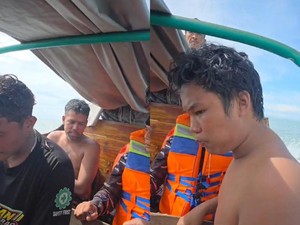 Kapal Muatan Sawit Tenggelam di Pesisir Jambi, 3 ABK Selamat