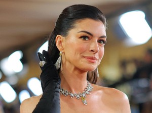 Video Anne Hathaway: The Devil Wears Prada Jadi Pembuka Jalan Untukku