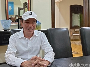 JK Polisikan Rismon soal Tudingan Danai Kasus Ijazah, Jokowi Emoh Spekulasi