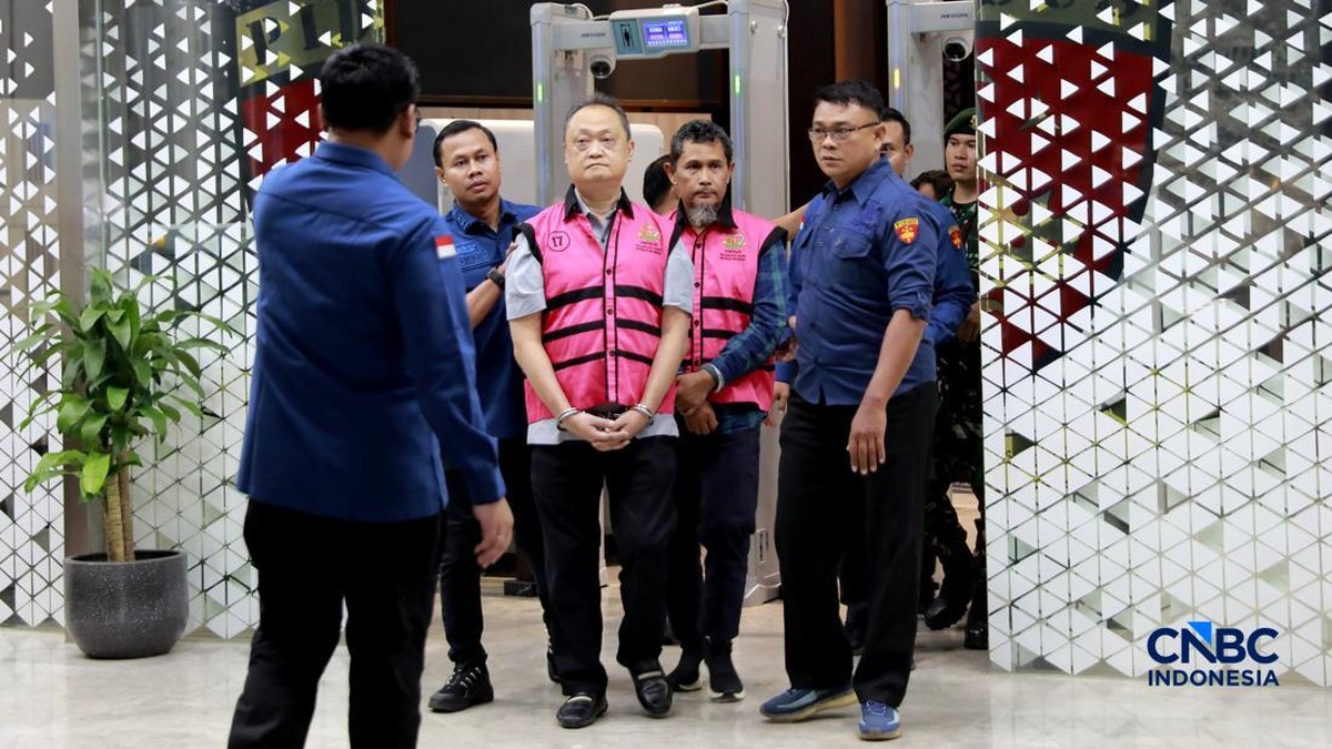 Potret Terbaru Para Tersangka Kasus Petral, Riza Chalid Masih Buron!