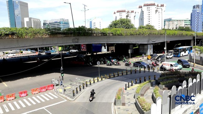 ASN WFH Hari Ini, Penampakan Lalu Lintas Jakarta Tak Terduga