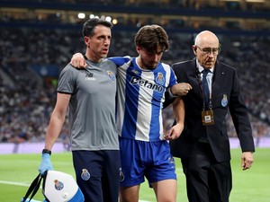 Porto Vs Nottingham Forest Diwarnai Own Goal Konyol Martim Fernandes