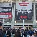 Potret Gaya Unik ARMY Ramaikan Konser Perdana BTS 'ARIRANG' Hari Kedua