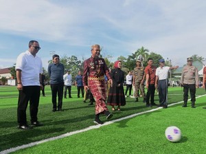 Gubernur Sulsel Resmikan Lapangan Gaspa Palopo, Dorong Semangat Olahraga