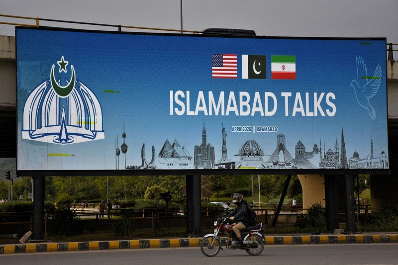 Pakistani Rangers patrol near the President's house, as Pakistan prepares to host the U.S. and Iran for peace talks, in Islamabad, Pakistan, April 10, 2026. REUTERS/Asim Hafeez