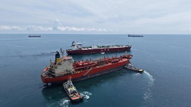 Kapal STS Kalbut Pertamina Jadi Urat Nadi Distribusi LPG RI