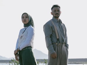 Ruang Senja Kasih Cerita Spesial di Jangan Jadikanku Seluruh Dunia