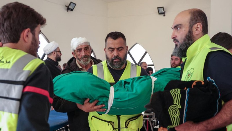 Smoke rises following an airstrike in Lebanon, as seen from Israeli side of the border, April 12, 2026. REUTERS/Amir Cohen