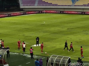 Andre Rosiade Sebut Stadion Manahan Kayak Sawah, Begini Respons Walkot Solo