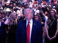 Trump Tiba-Tiba 'Serang' Paus Leo XIV, Katakan Ini