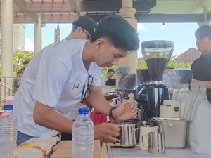 Lomba Latte Art-Mixology Flair Digelar di Gianyar, Diikuti Puluhan Peserta
