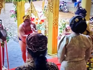 Heboh Pria Berpakaian Vulgar di Acara Adat Sukabumi Tuai Kecaman