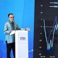Ekonom Ungkap Fenomena Yuan Mulai Geser Dominasi Dolar di RI