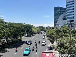 Cuaca Surabaya Hari Ini Cerah, Suhu Mencapai 33 Derajat Celsius