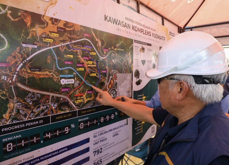 Kepala Otorita IKN Basuki Hadimuljono bersama jajaran terus menerus melakukan monitoring, pengawasan, dan peninjauan yang terperinci seperti pada Sabtu, 11 April 2026 di kawasan Legislatif dan Yudikatif. (Instagram/IKN_id)