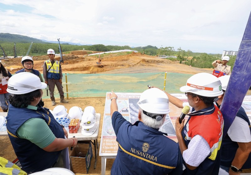 Kepala Otorita IKN Basuki Hadimuljono bersama jajaran terus menerus melakukan monitoring, pengawasan, dan peninjauan yang terperinci seperti pada Sabtu, 11 April 2026 di kawasan Legislatif dan Yudikatif. (Instagram/IKN_id)