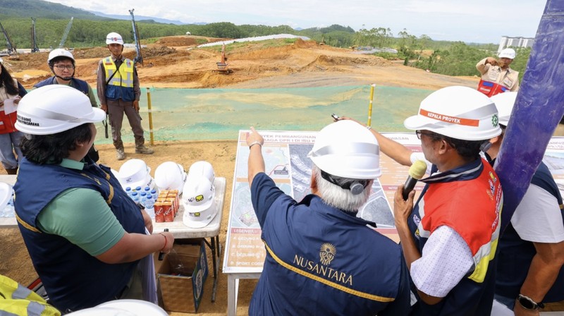 Kepala Otorita IKN Basuki Hadimuljono bersama jajaran terus menerus melakukan monitoring, pengawasan, dan peninjauan yang terperinci seperti pada Sabtu, 11 April 2026 di kawasan Legislatif dan Yudikatif. (Instagram/IKN_id)