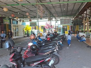 Nestapa Pria di Surabaya, Motor Raib Saat Salat Zuhur