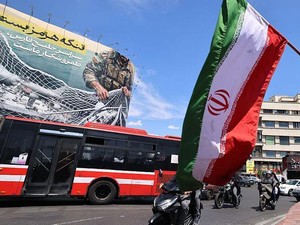 Ancaman Trump Blokade Selat Hormuz Sangat Berisiko, Kenapa?