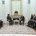 Prabowo Konsultasi ke Putin Bahas Geopolitik Dunia, Puji Peran Rusia
