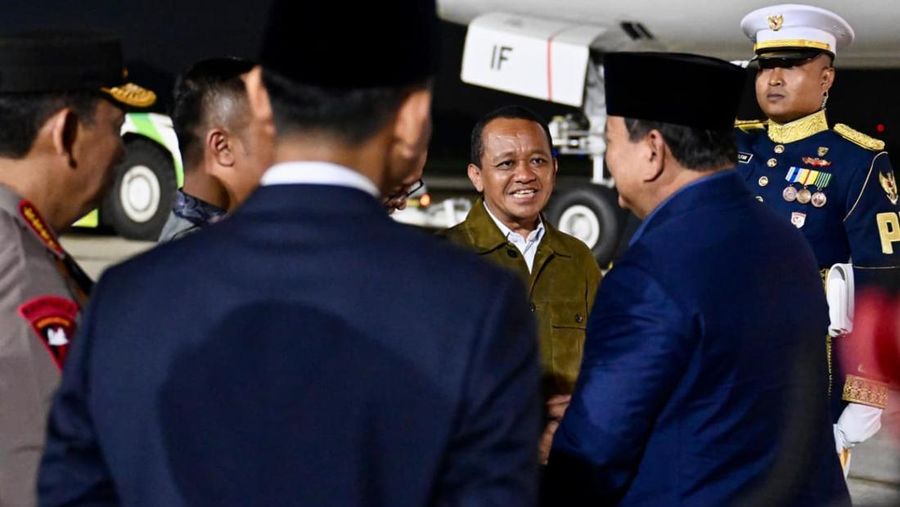 Presiden Republik Indonesia Prabowo Subianto bertolak menuju Moskow, Federasi Rusia, pada Minggu malam, 12 April 2026. Kunjungan tersebut sebagai bagian dari upaya memperkuat kerja sama strategis di tengah dinamika global yang terus berkembang. (Biro Pers Sekretariat Presiden RI)