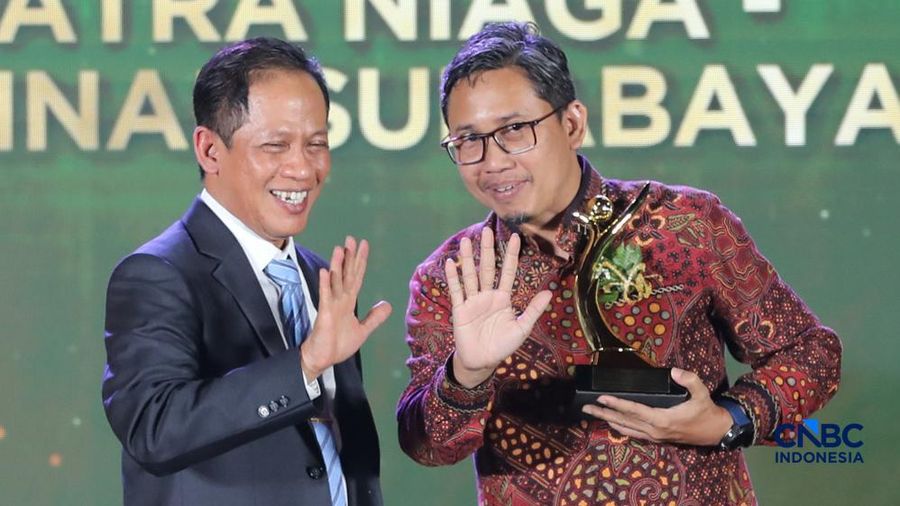 PT Pertamina Patra Niaga Integrated Terminal Surabaya berhasil mendapatkan anugrah PROPER Emas tahun 2025 dari Kementerian Lingkungan Hidup (KLH) atas dedikasi dan komitmennya dalam tata kelola lingkungan yang berkelanjutan.
