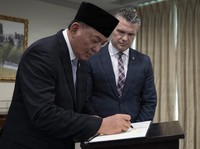Foto: Menteri Pertahanan Sjafrie Sjamsoeddin. (Dokumentasi Office of the Secretary of War P/Petty Officer 1st Class Eric Brann)