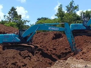 35 Truk Sampah Denpasar Masuk Klungkung Tiap Hari, Bupati Minta Dikaji Ulang