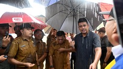 Gubsu Bobby Marah-marah gegara Penanganan Banjir di Tapteng Lamban