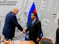 Deal! Potret Bahlil Amankan Pasokan Minyak dan LPG dari Rusia