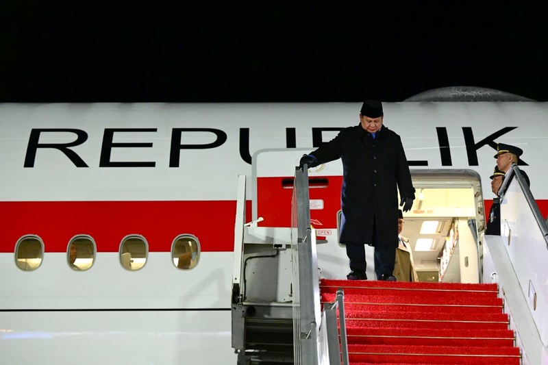 Presiden Prabowo Tiba di Paris Usai Pertemuan Intensif 5 Jam dengan Presiden Putin di Kremlin. (Biro Pers Sekretariat Presiden RI)