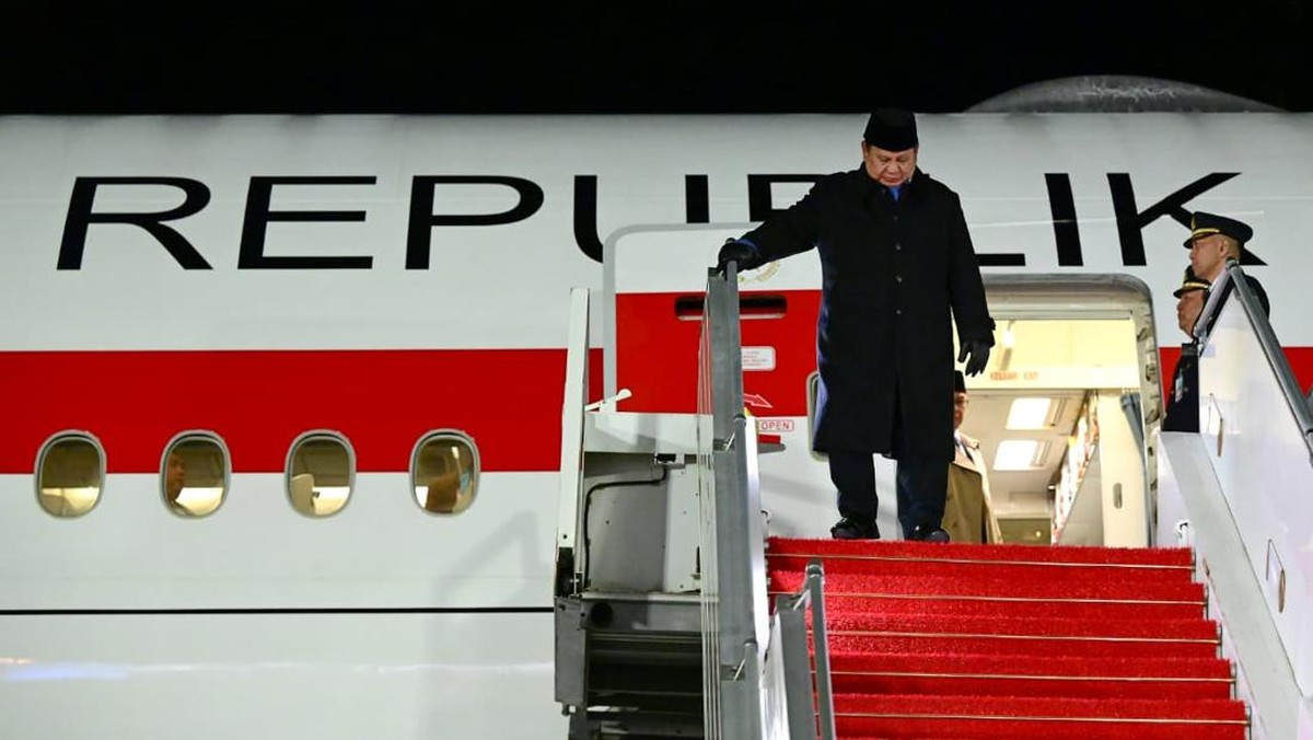 Ketemu Putin 5 Jam, Prabowo Langsung ke Paris Temui Macron