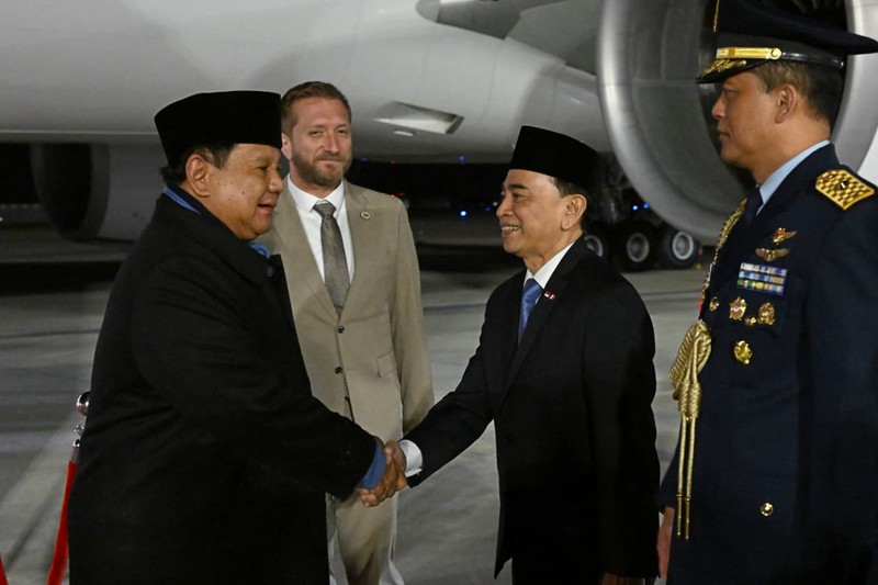Presiden Prabowo Tiba di Paris Usai Pertemuan Intensif 5 Jam dengan Presiden Putin di Kremlin. (Biro Pers Sekretariat Presiden RI)