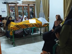 Detik-detik Pasutri di Lampung Tersambar Petir Saat Pulang dari Kebun