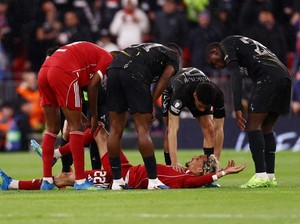 Liverpool Kalah, Ekitike Cedera Parah