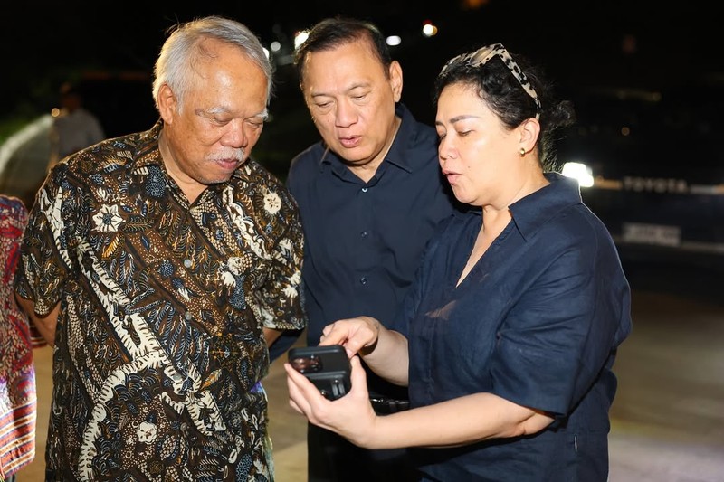 Kepala Otorita Ibu Kota Nusantara Basuki Hadimuljono menerima kunjungan Agus Martowardojo di Nusantara, Kalimantan Timur. (Instagram/basukihadimuljono)
