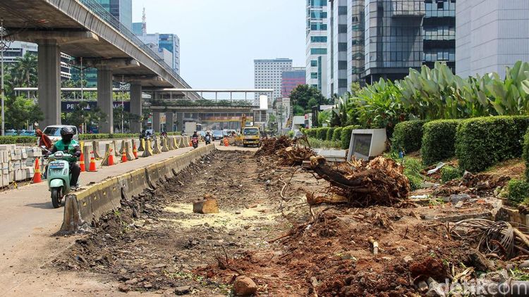 Ngebut! Trotoar Rasuna Said Disulap Biar Setara Sudirman