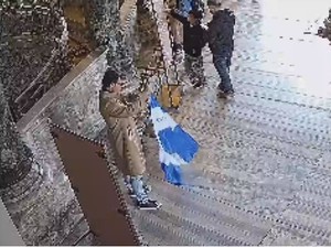 Kibarkan Bendera Bizantium di Hagia Sophia, 2 Turis Ditangkap