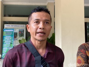 Warga Borobudur Serahkan Ribuan Tanda Tangan Tolak Tambang ke DLHK Jateng