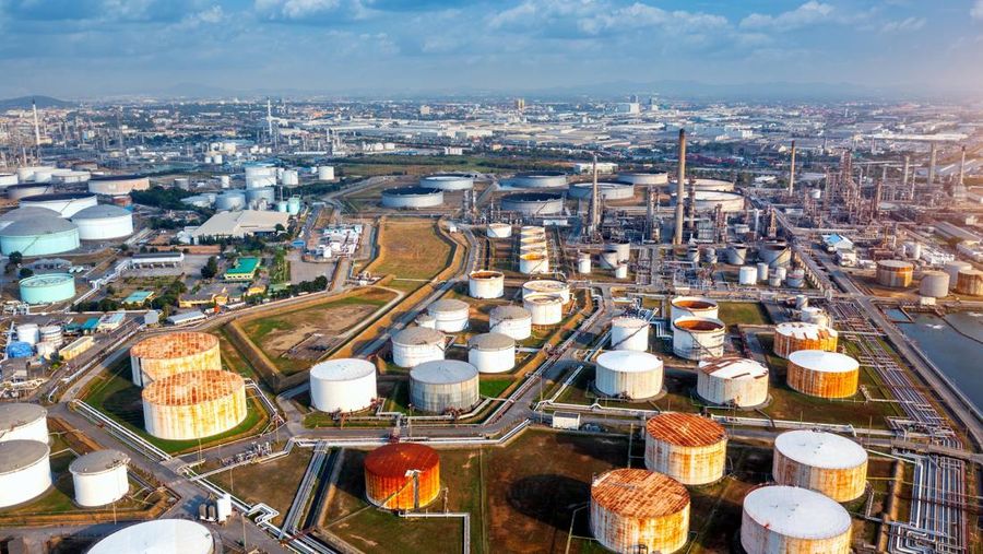 Ilustrasi Nafta Kilang Minyak. (Dok. Freepik)