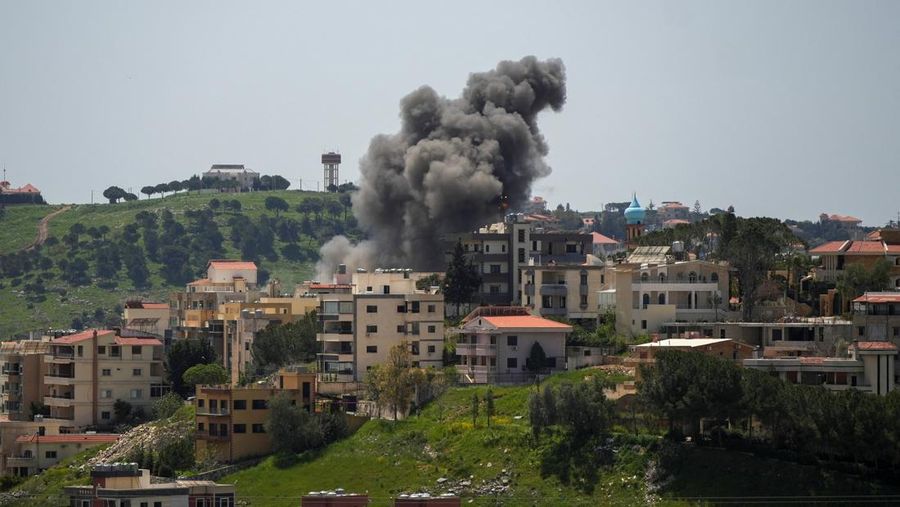 Smoke rises following an Israeli strike in Nabatieh, Lebanon, April 16, 2026.  REUTERS/Stringer