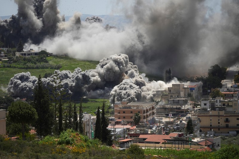 Smoke rises following an Israeli strike in Nabatieh, Lebanon, April 16, 2026.  REUTERS/Stringer
