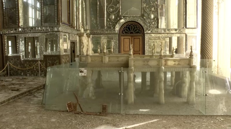 Istana Golestan yang terdaftar sebagai Situs Warisan Dunia UNESCO di Teheran dan kompleks Sa'dabad termasuk di antara situs-situs yang rusak. (Reuters TV)