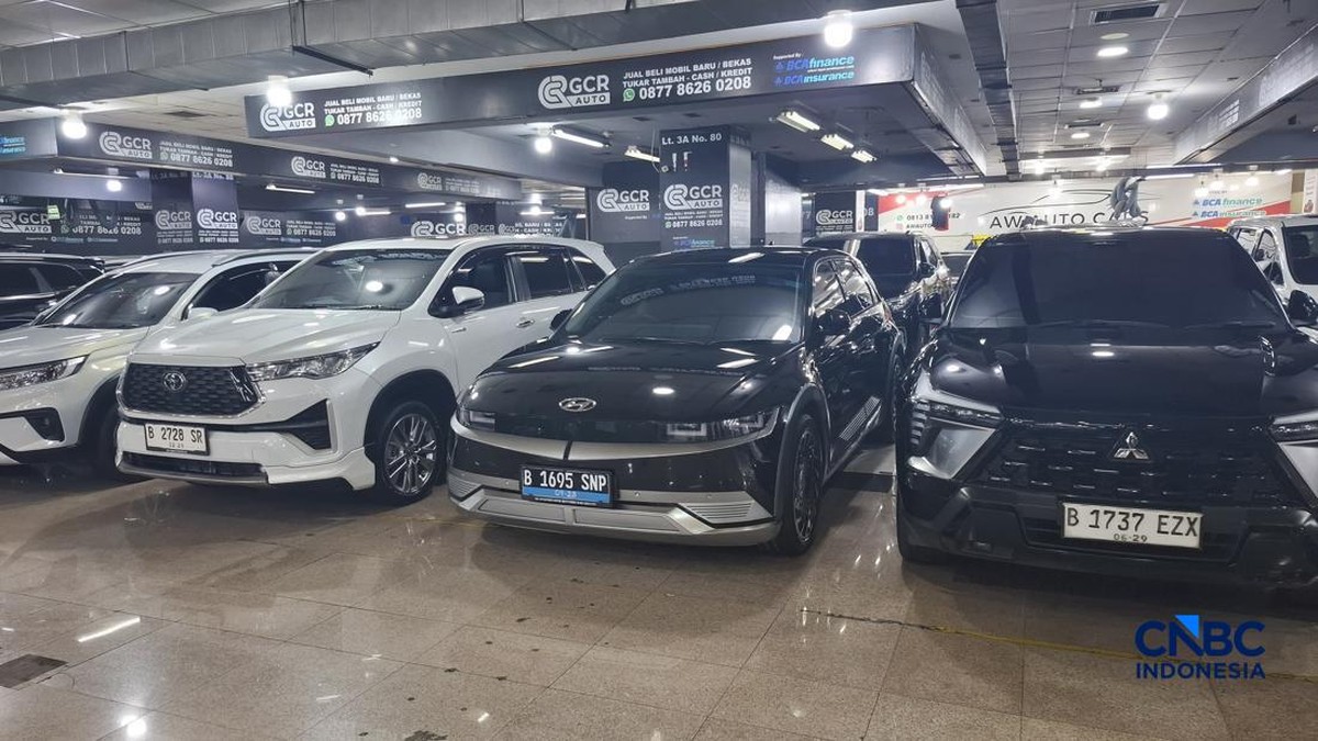 Pedagang Jual Denza D9-BYD Seal-Ioniq 5 Bekas Setahun Harga Segini