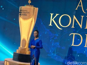 Inez Senia Jadi Pemenang Individu Pegiat Literasi Digital di Desa
